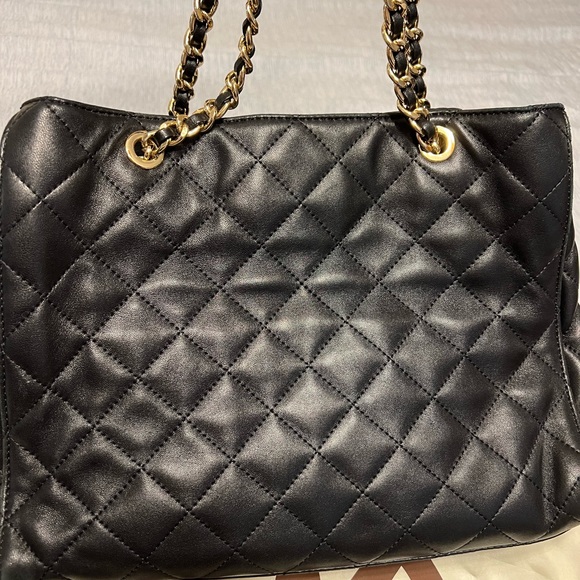 Michael Kors Bag - Picture 5 of 13